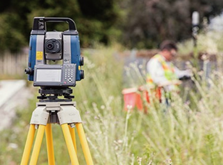 トータルステーション